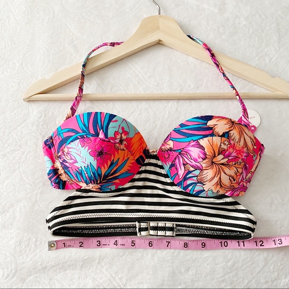 NWT Push Up Cut Out Tropical Floral Print and Stripes Bikini Top - Picture 2 of 8